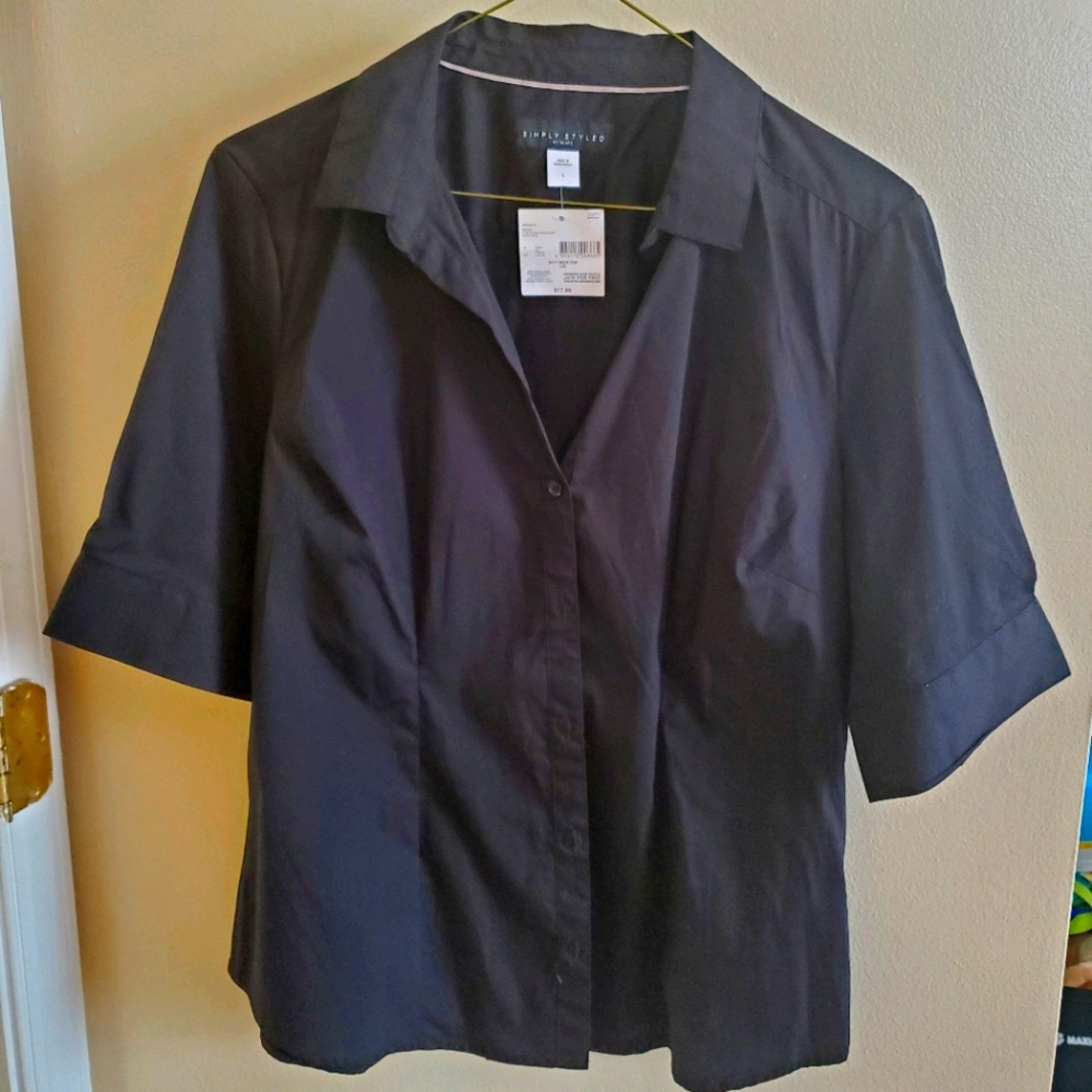 3/4 Y Neck Top